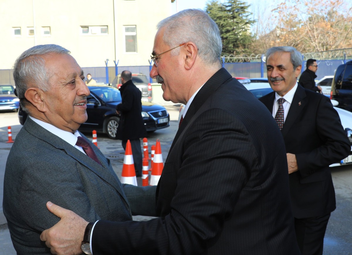 Yargıtay Başkanı Akarca, Afyon Belediyesini ziyaret etti.